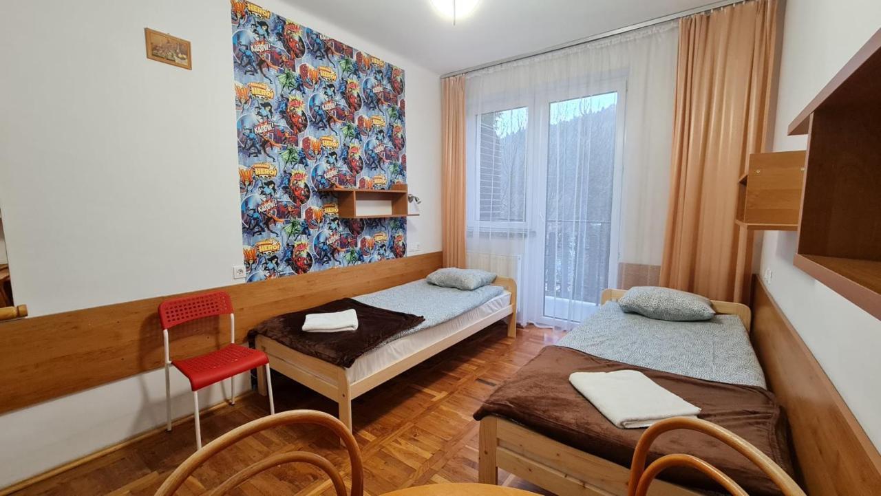 Dom Wczasowy Szczyt Muszyna Esterno foto